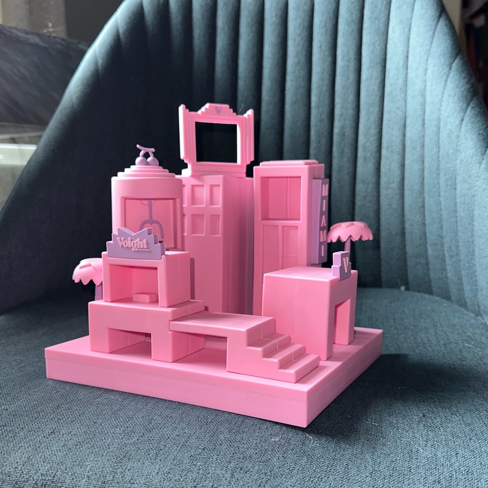 Voight by Valentina Charging Dock